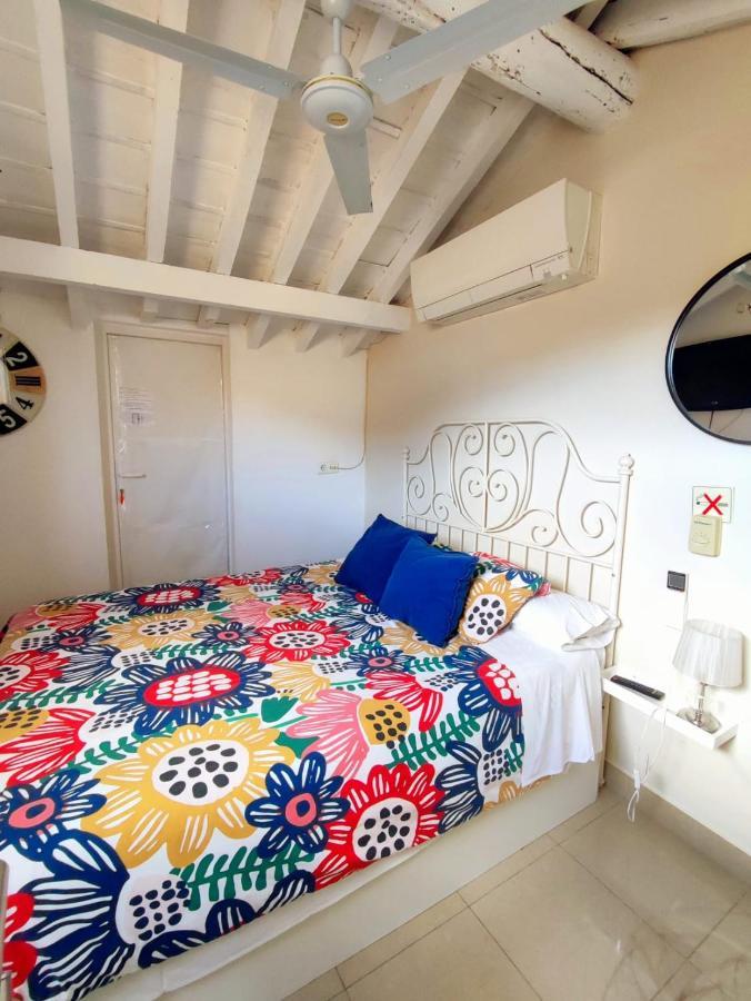 Apartamentos Marques De La Merced Málaga Esterno foto