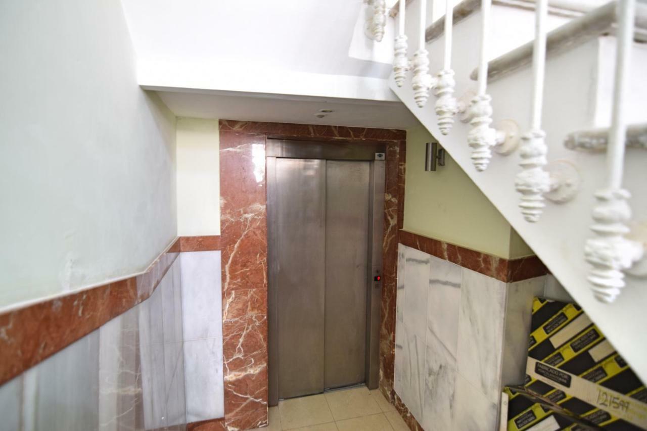 Apartamentos Marques De La Merced Málaga Esterno foto